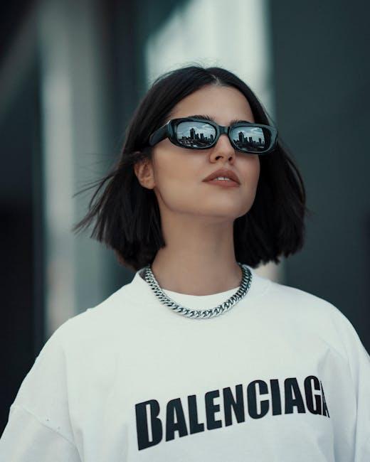Exploring⁣ the Unconventional Aesthetic of Balenciaga Bossy⁢ Cat Sunglasses