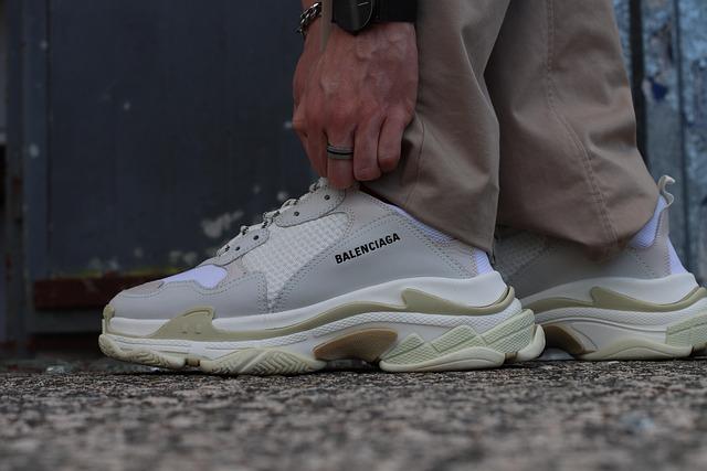 The Fusion of Functionality ‍and Fashion: Analyzing Design Features​ and Practicality