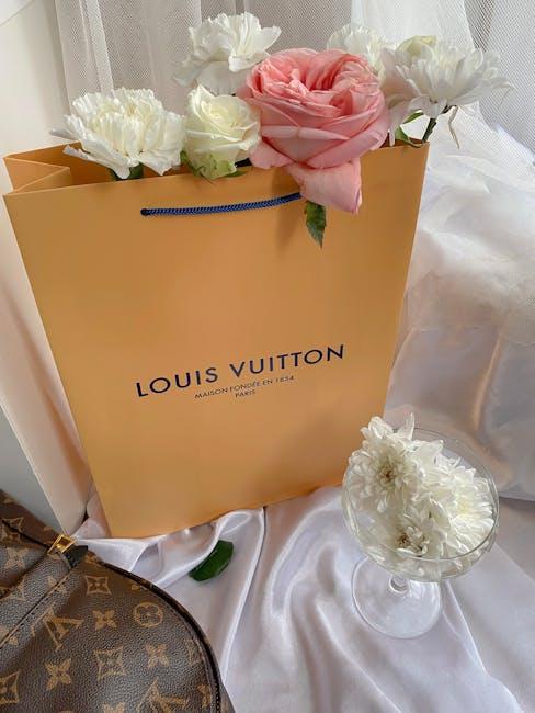 Exploring the Versatile Design ⁢of the​ Louis Vuitton Pochette Metis